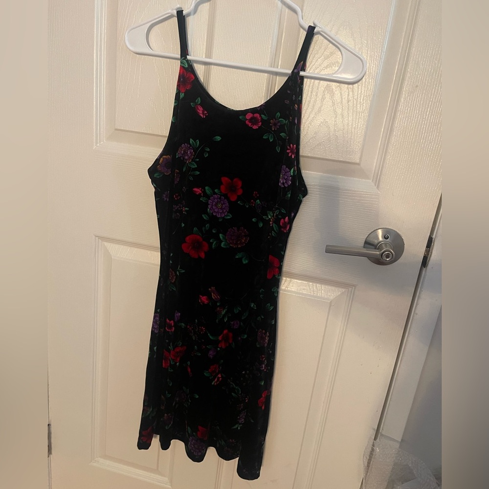 Betsey Johnson size Large flower dress